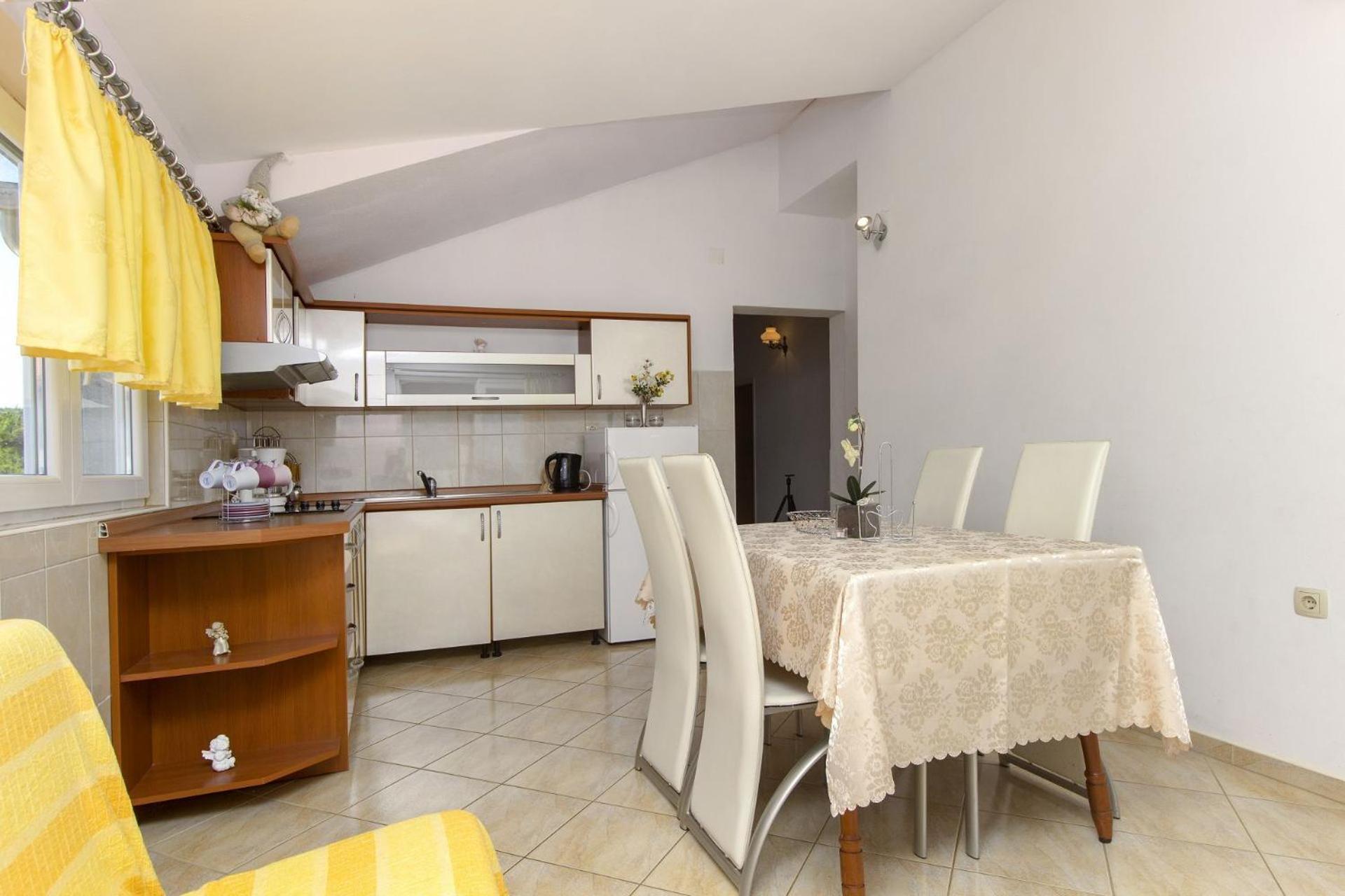 Apartments Vince Primosten Exterior photo